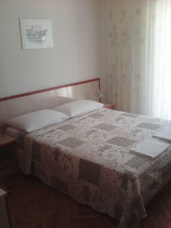 Apartmani Ivona Podgora Exteriör bild