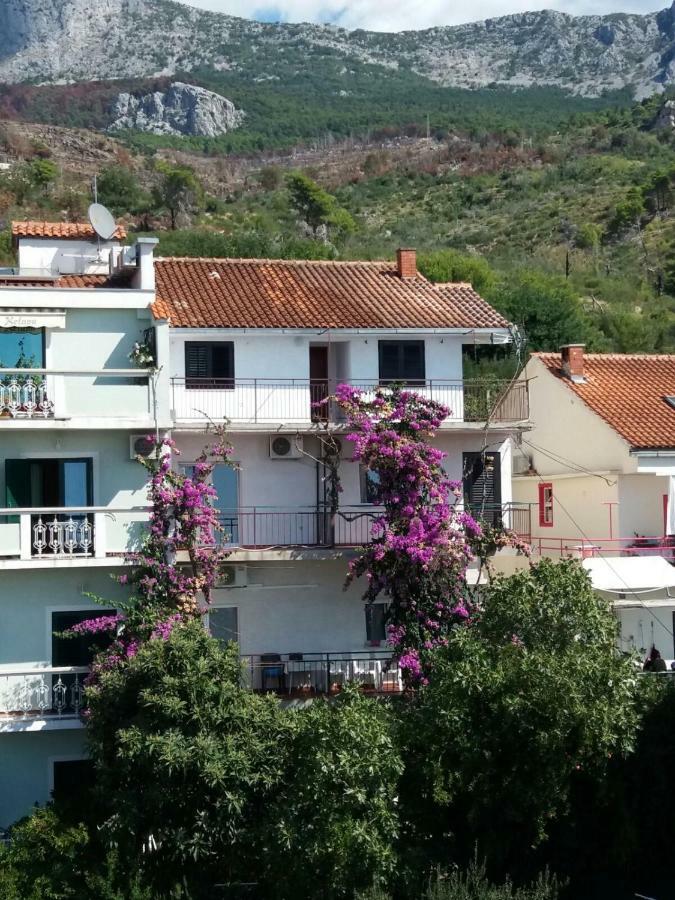 Apartmani Ivona Podgora Exteriör bild
